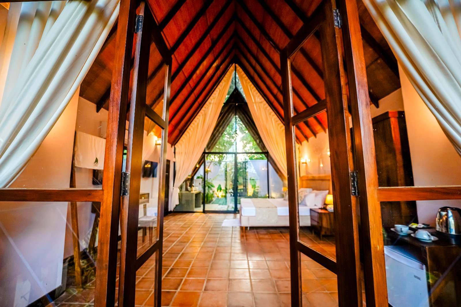 Canopy Cabin