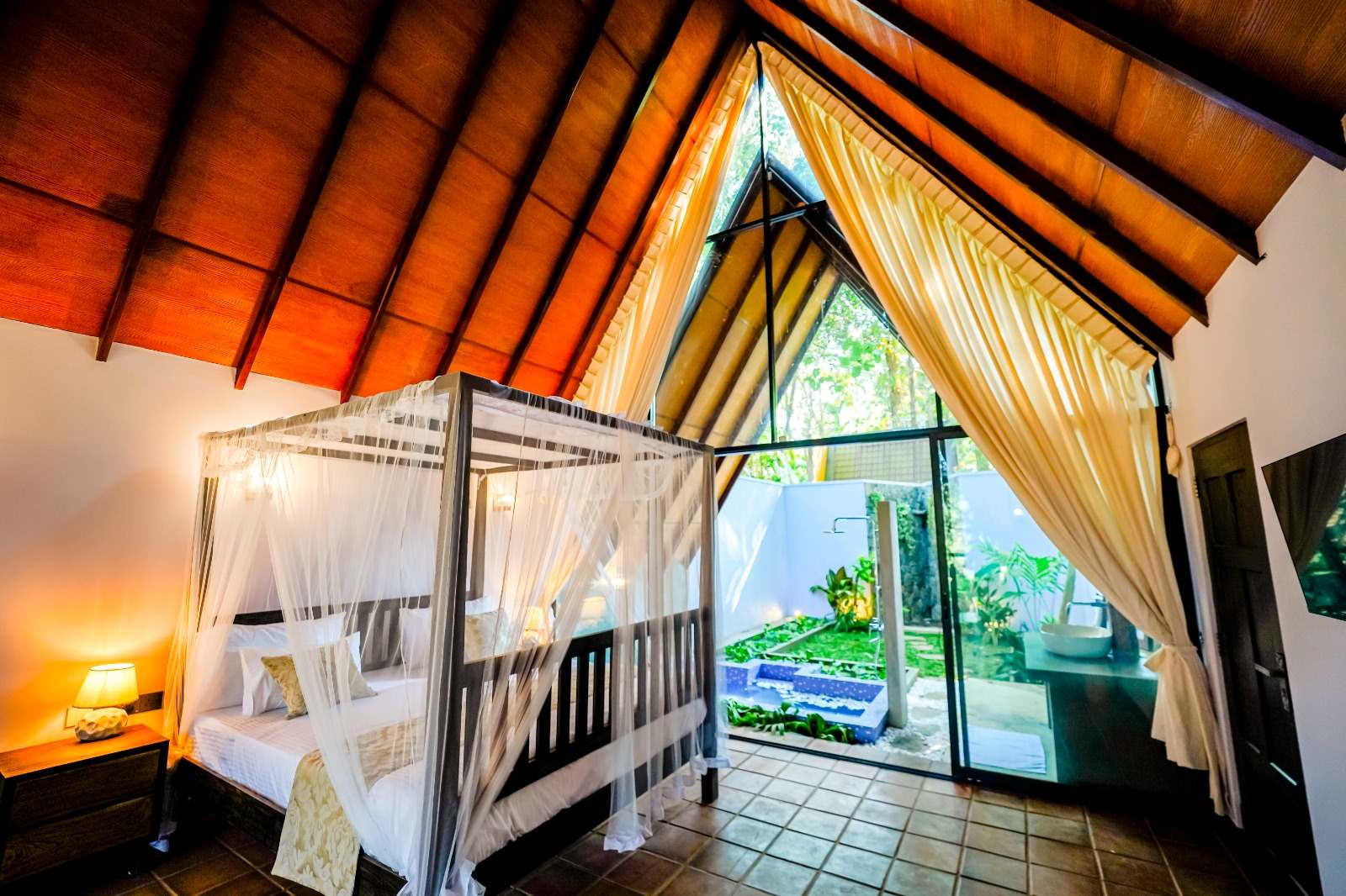 Garden Plunge Pool Villa